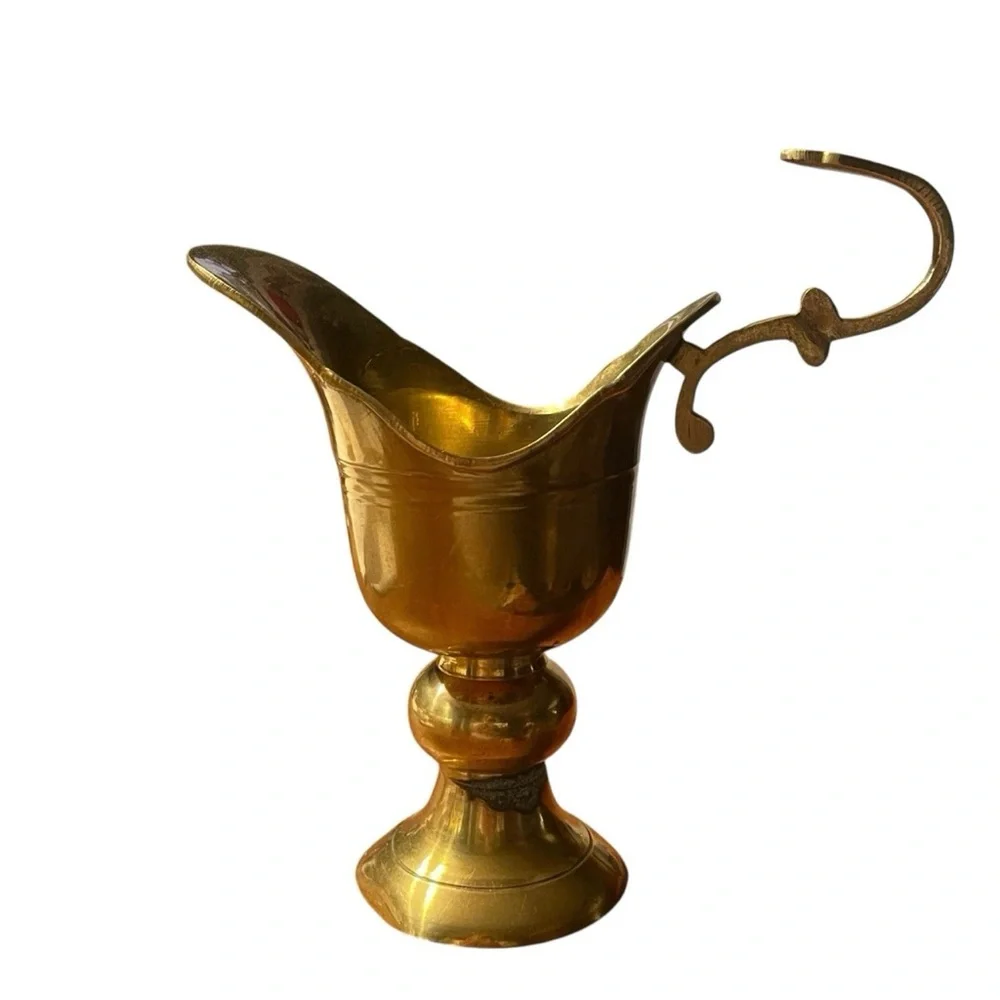 Vtg Brass Pedestal Pitcher Hook Handle Ewer Patina Shabby Chic MCM Farmhouse 6